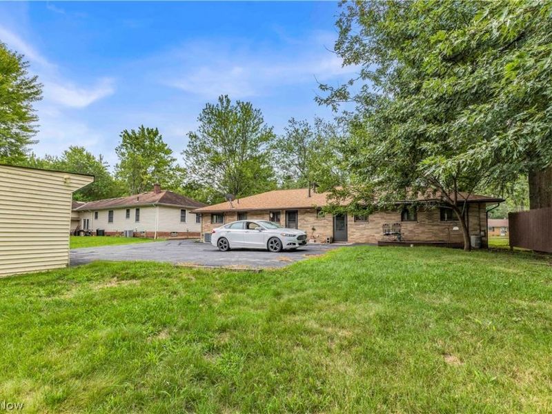 14185 Niagara Drive , Strongsville, OH 44136 Photo 37