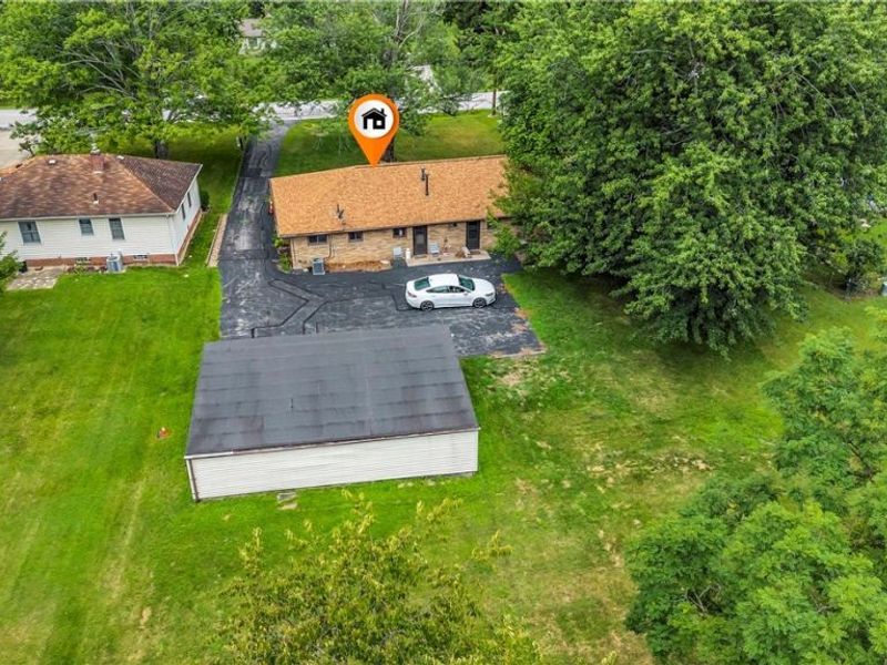 14185 Niagara Drive , Strongsville, OH 44136 Photo 5