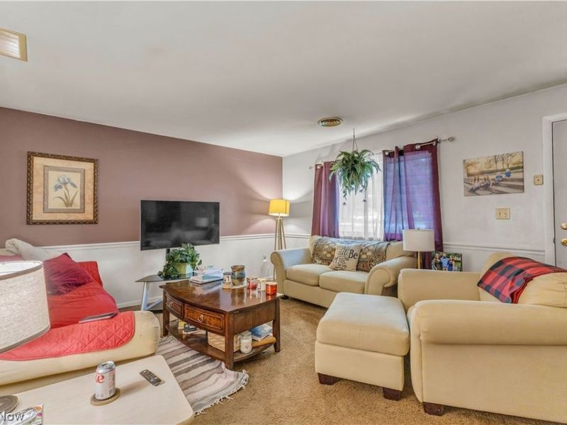 14185 Niagara Drive , Strongsville, OH 44136 Photo 8