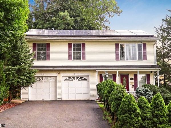 10 Davis Ave, Dover, NJ 07801