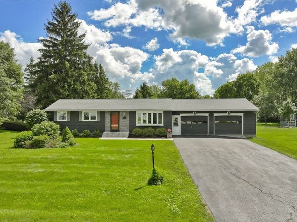 4408 Cream Ridge Road , Macedon, NY 14502