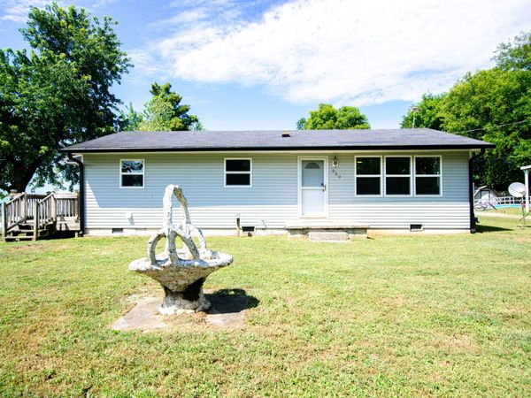 220 Austin Ave , Shelbyville, TN 37160