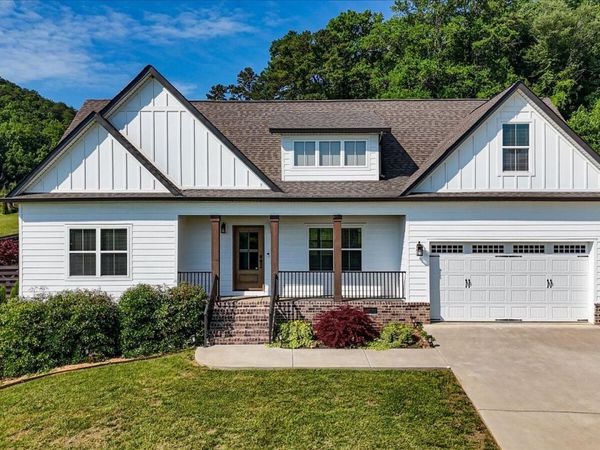 315 Windy Hill Drive , Rocky Face, GA 30740