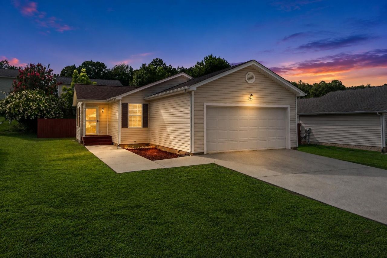 4266 Kayla Circle , Chattanooga, TN 37406 Main Photo