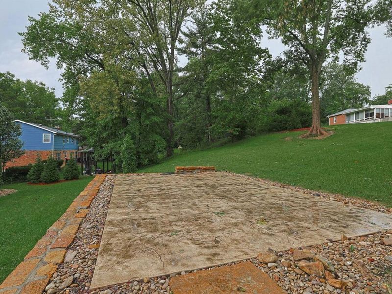 8732 Hollyhock Drive, Springfield Township, OH 45231 Photo 51