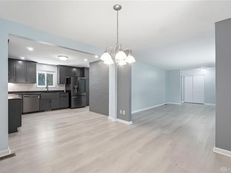 5544 Waterloo Road, Washington Township, OH 45459 Photo 16