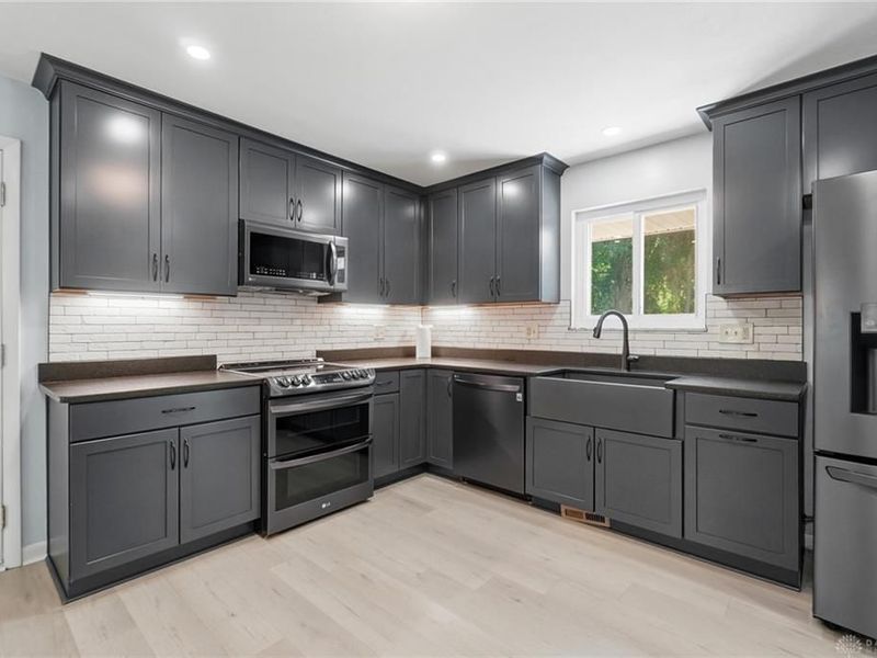 5544 Waterloo Road, Washington Township, OH 45459 Photo 19