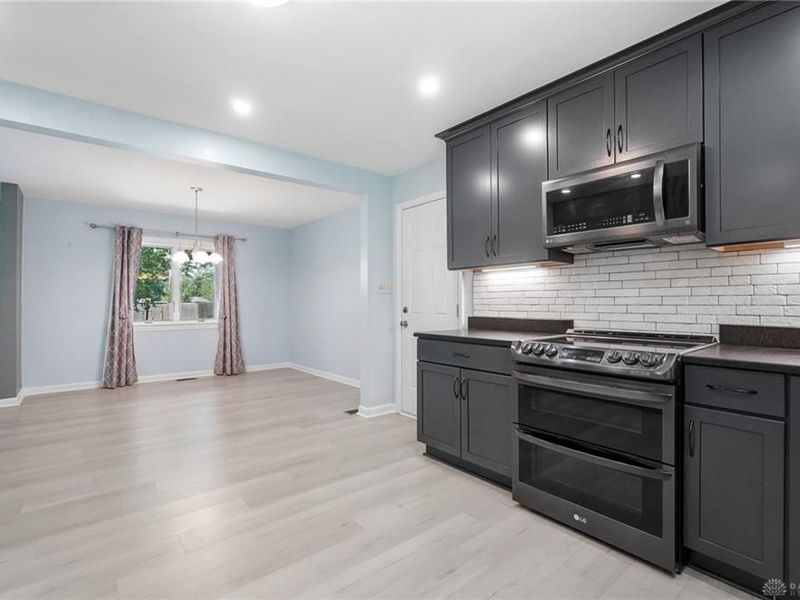 5544 Waterloo Road, Washington Township, OH 45459 Photo 23