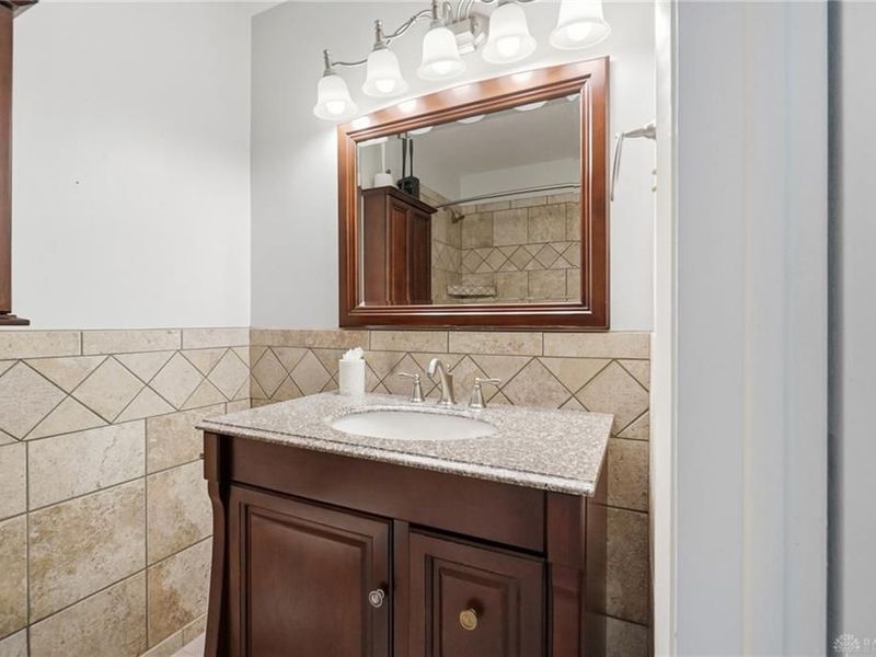 5544 Waterloo Road, Washington Township, OH 45459 Photo 40