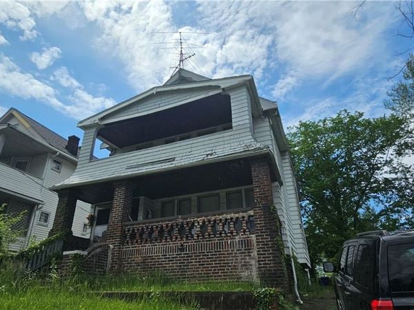 1830 Reyburn Road, Cleveland, OH 44112