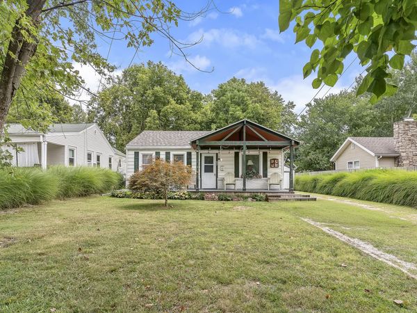 902 S Rogers Avenue , Springfield, MO 65804