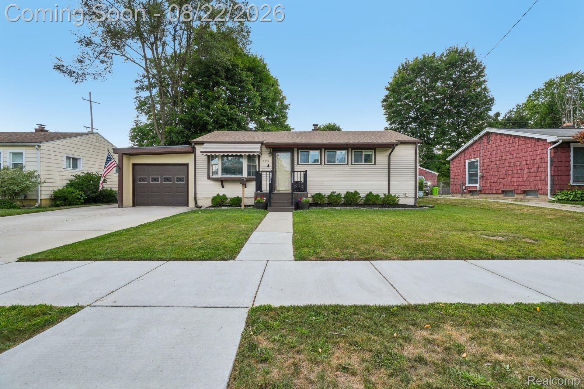 729 Woodbine Drive, Fenton, Mi 48430 Main Photo