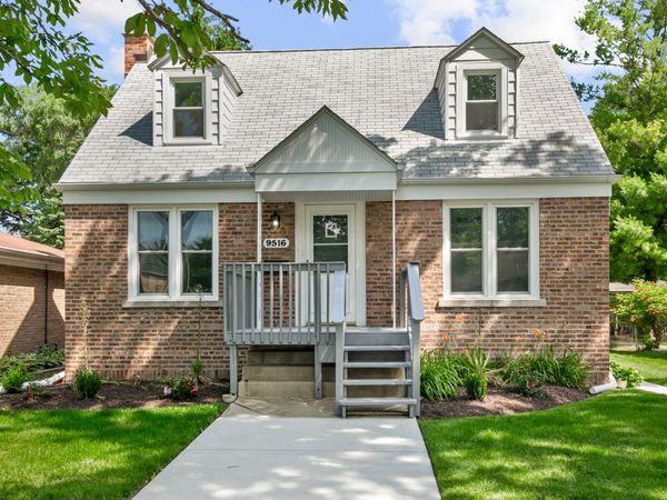 9516 Jackson Avenue , Brookfield, IL 60513