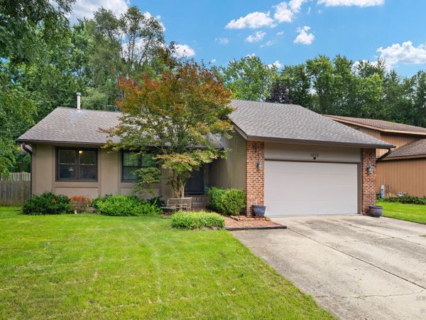 1059 N Old Mill Road , Palatine, IL 60067