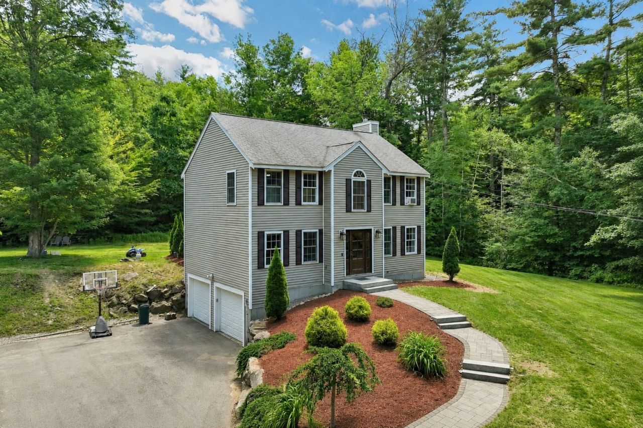 164 Barnard Hill Road, Weare, NH 03281 Main Photo