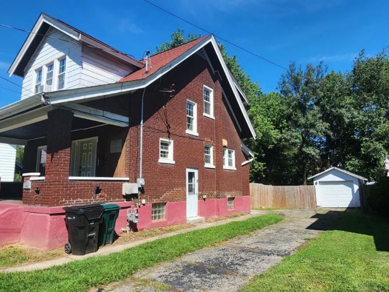 86 De Camp Avenue, Cincinnati, OH 45216 Photo 2