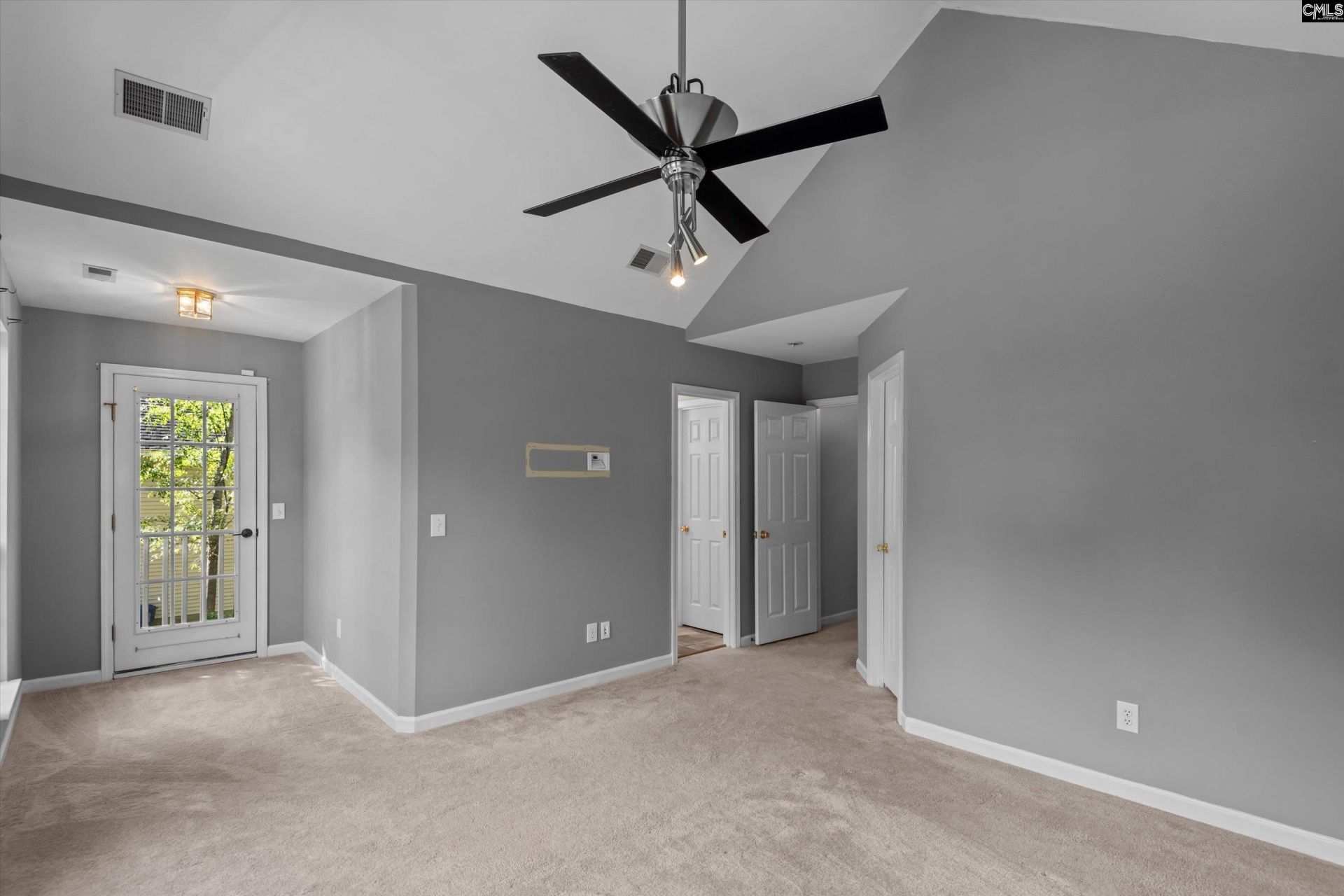 105 Highland Creek Lane  Photo 18