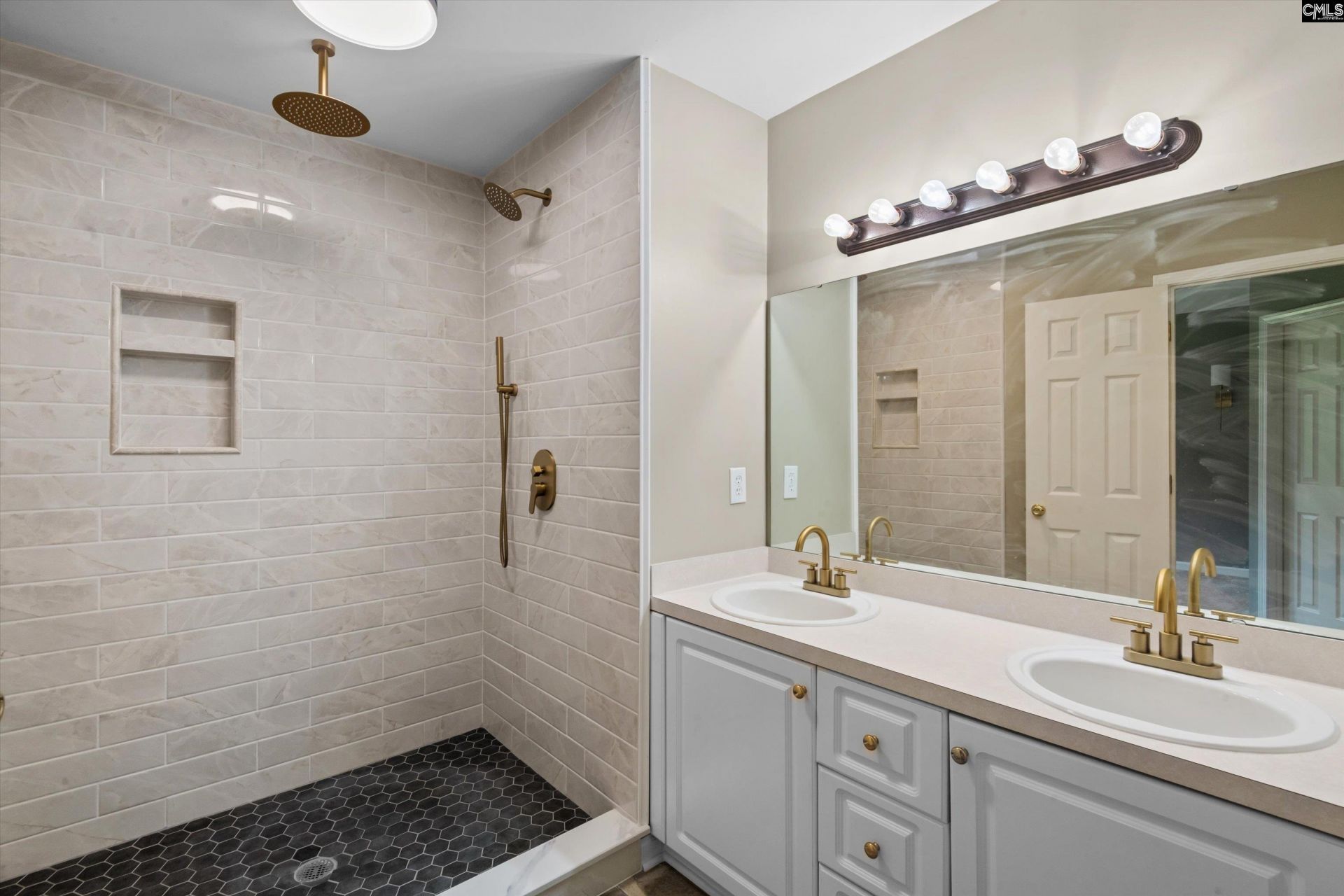 105 Highland Creek Lane  Photo 20