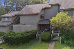 8 Cassia Court photo 4
