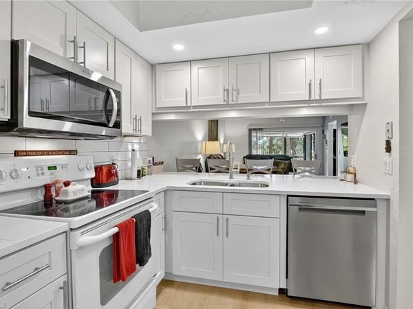 5857 Rattlesnake Hammock RD N, Unit 106, NAPLES, FL 34113