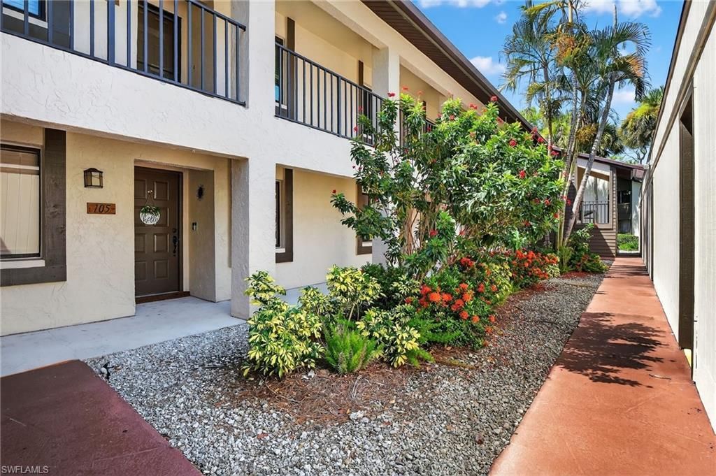 5857 Rattlesnake Hammock Rd N, Unit 106, Naples, FL 34113 Photo