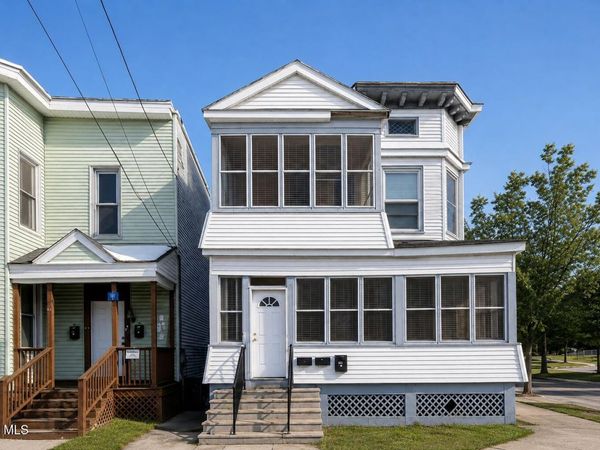 1 N Manning Boulevard, Albany, NY 12206