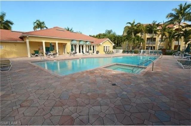 4650 Saint Croix Ln , Unit 725, Naples, FL 34109 Photo