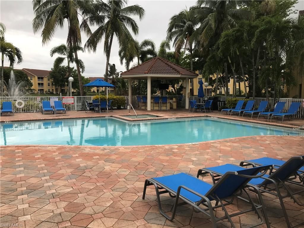 4650 Saint Croix Ln , Unit 725, Naples, FL 34109 Photo