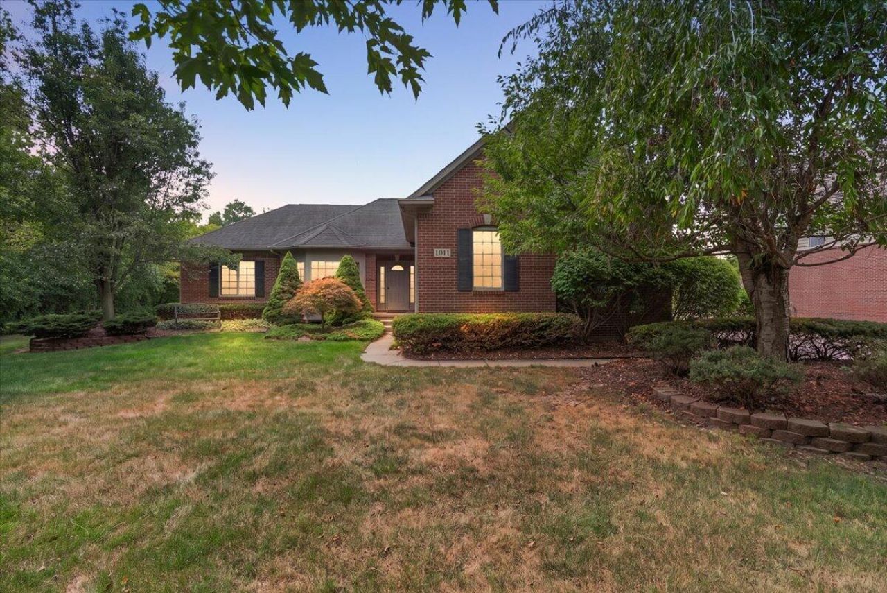 1011 Ashton Woods Drive, Canton, MI 48187 Main Photo