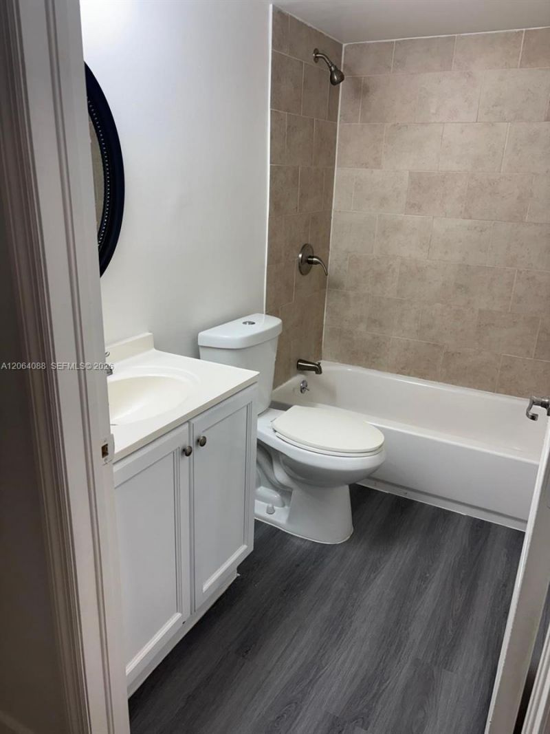 14931 SW 82nd Ter , Unit 4-206, Miami, FL 33193 Photo