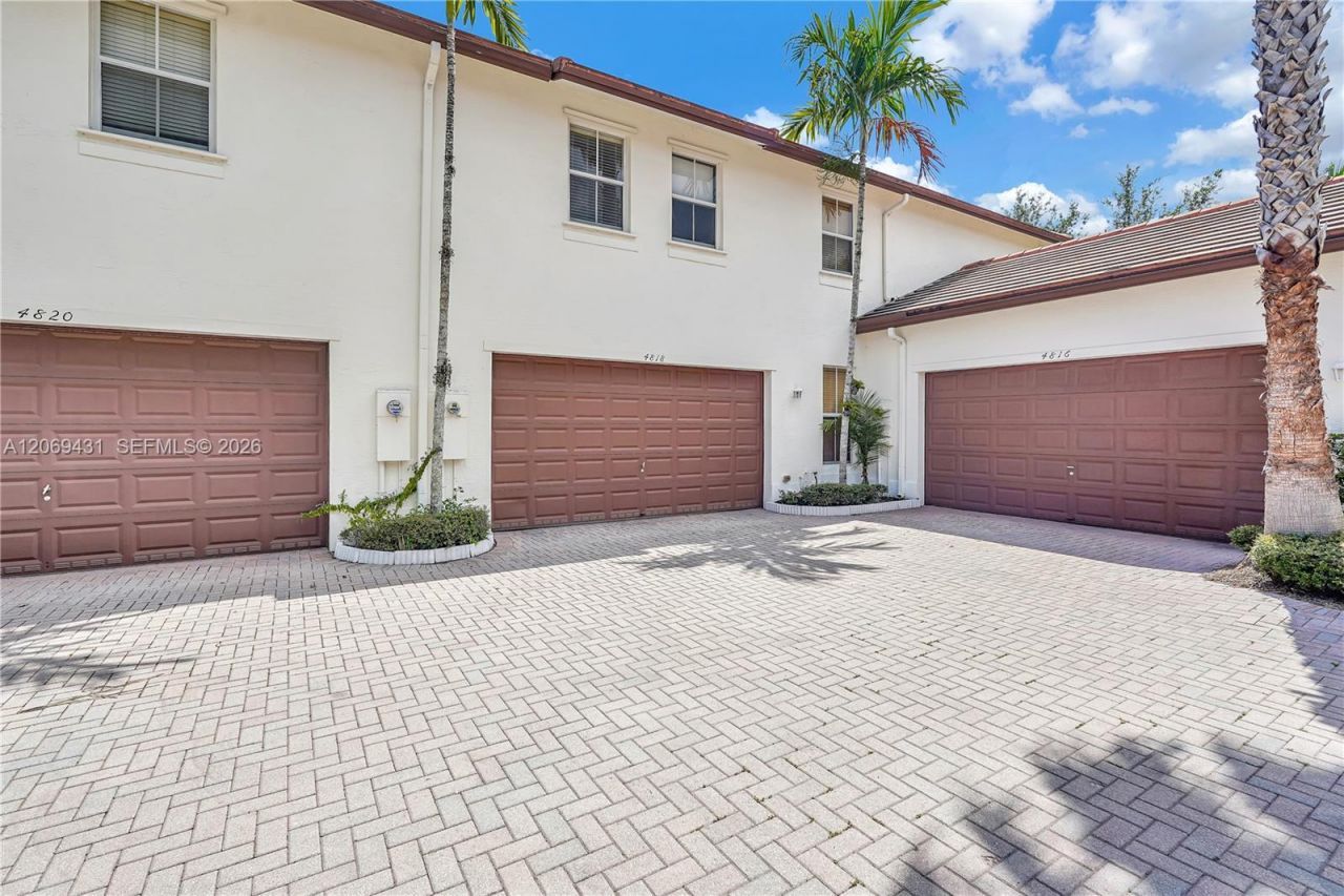 4818 Acadian Trl , Coconut Creek, FL 33073 Photo