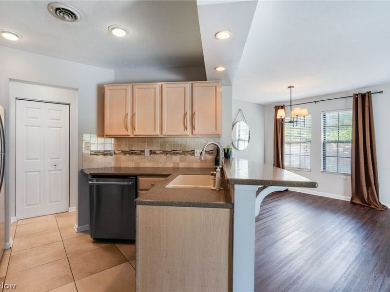6465 Saint Andrews Drive , Unit 1, Canfield, OH 44406 Photo 8