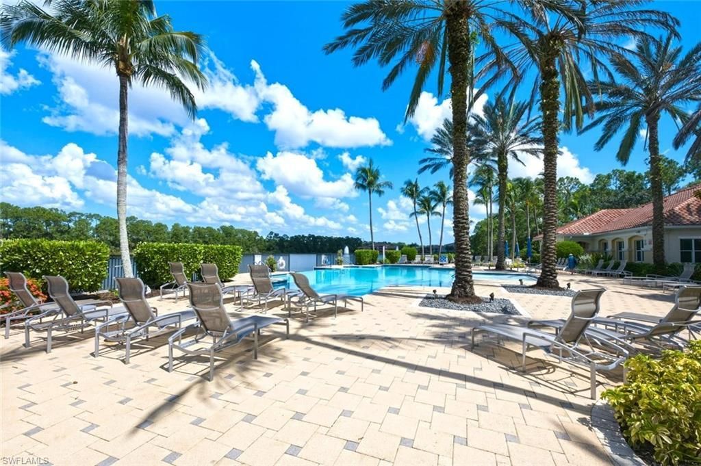 1903 Tarpon Bay Dr N, Unit 134, Naples, FL 34119 Photo