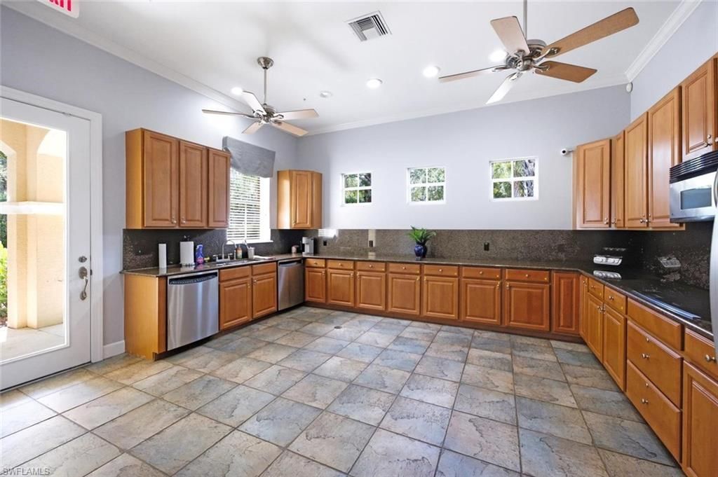 1903 Tarpon Bay Dr N, Unit 134, Naples, FL 34119 Photo