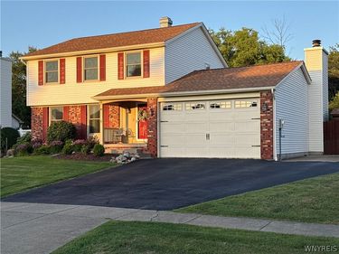 52 Cedar Ridge Drive, Buffalo, NY 14224