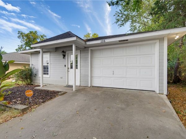 1116 E Jewell Street , Siloam Springs, AR 72761