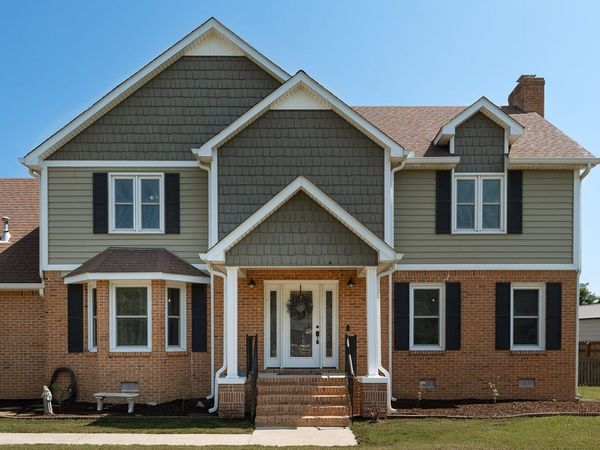810 Twelve Oaks Rd , Tullahoma, TN 37388