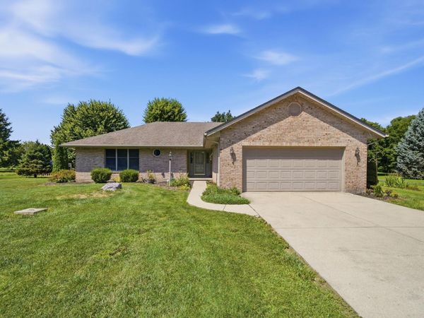 10619 Frederick Pike, Vandalia, OH 45377