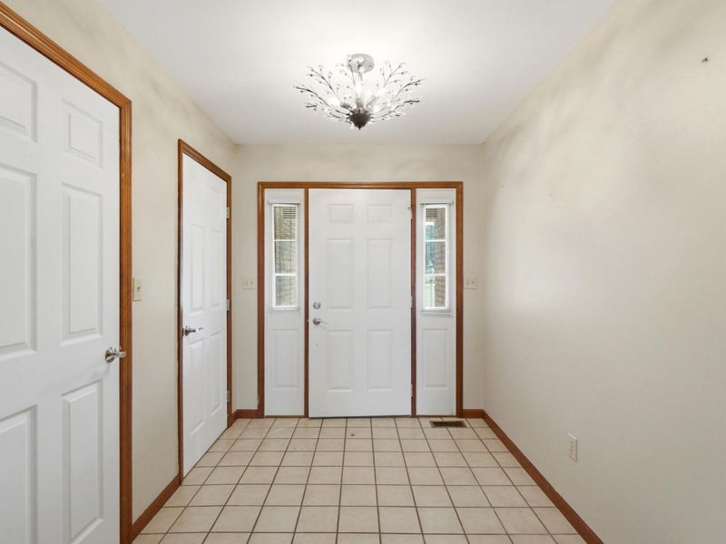 10619 Frederick Pike, Vandalia, OH 45377 Photo 6