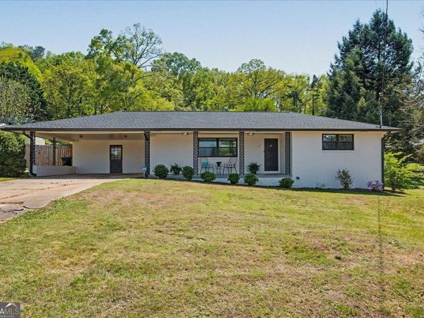 17 Crestwood Road, Cartersville, GA 30121