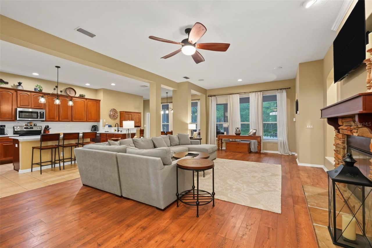 7504 Whispering Wind Drive , Land O Lakes, FL 34637 Photo