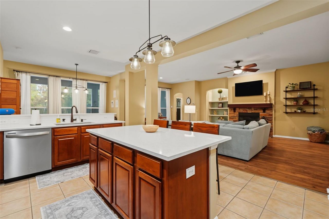7504 Whispering Wind Drive , Land O Lakes, FL 34637 Photo