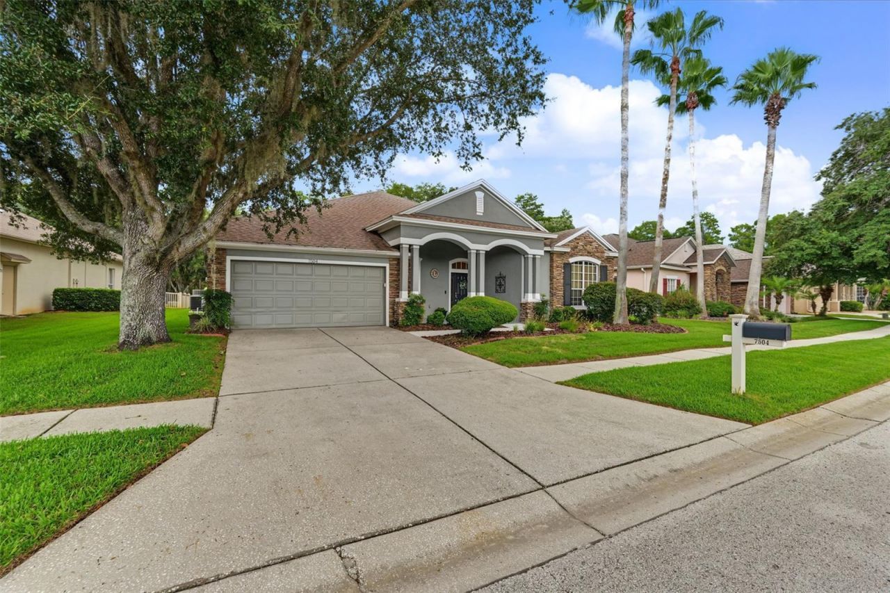 7504 Whispering Wind Drive , Land O Lakes, FL 34637 Photo