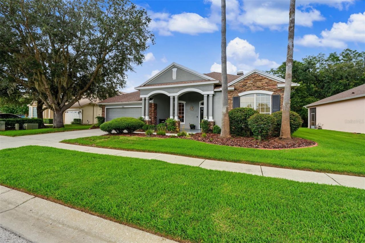 7504 Whispering Wind Drive , Land O Lakes, FL 34637 Photo
