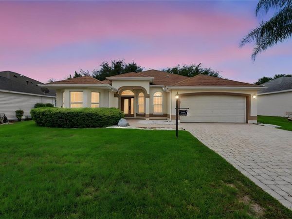 556 KINGSTON WAY , THE VILLAGES, FL 32162