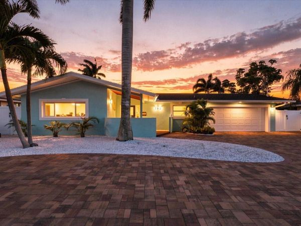 7852 CAUSEWAY BOULEVARD S, ST PETERSBURG, FL 33707