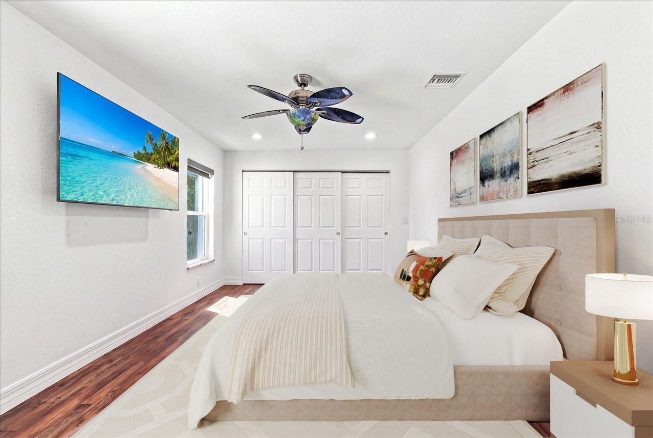7852 Causeway Boulevard S, Saint Petersburg, FL 33707 Photo