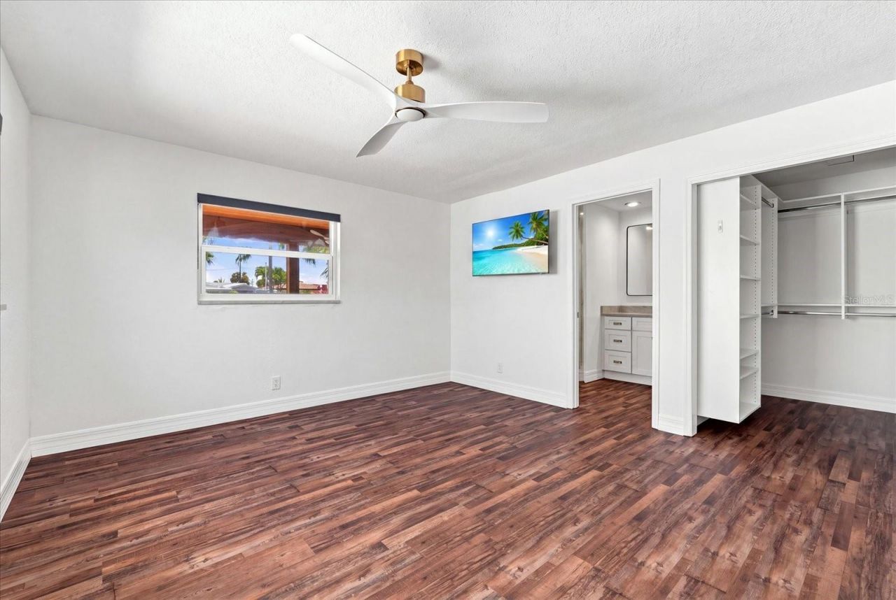 7852 Causeway Boulevard S, Saint Petersburg, FL 33707 Photo