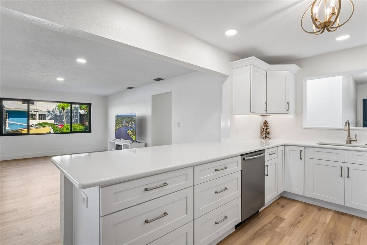 5531 Manatee Point Drive , New Port Richey, FL 34652 Photo
