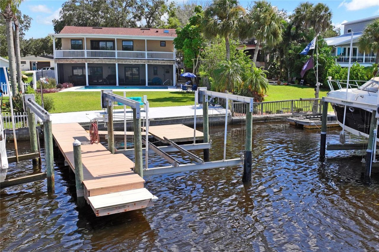 5531 Manatee Point Drive , New Port Richey, FL 34652 Photo